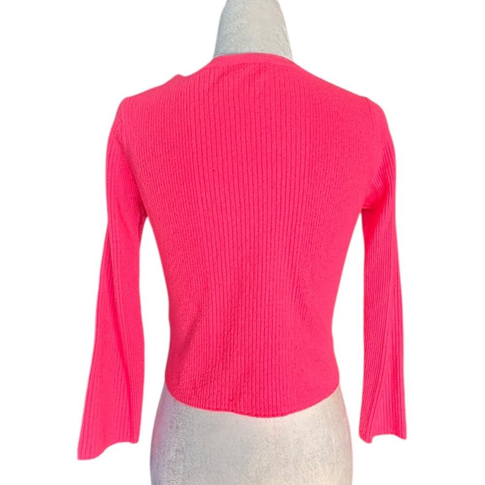 From Future Fuchsia Pink Ribbed Wool Cardigan Button Front Fitted Cropped - Picture 3 of 8